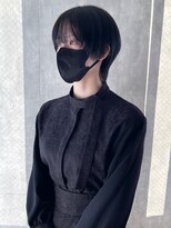 ニュート(Neut )&nbsp;ウルフカットダブルカラーブルーブラックレイヤーカット