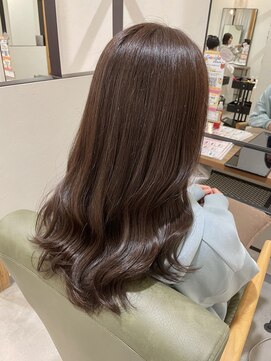 ニコ 四街道(nico) 艶カラーで伸ばしかけも美しく巻いても綺麗なアッシュグレージュ