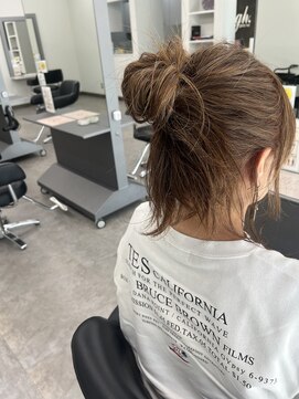 ガルボヘアー 桟橋店(garbo hair) ベージュ　大人カラー　グレイカラー　明るめ　トリートメント