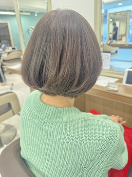 アッシュ 下北沢店(Ash) 早めのくせ毛対策!コスメストレートのショートボブ