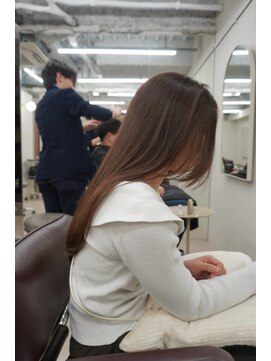 ナンバー アンフィール 渋谷(N° anfeel) カジュアルロングストレート