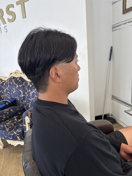 コワファースト 大分(COIFF1RST) 刈り上げセンターパート