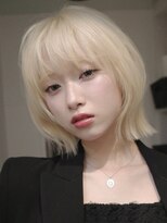 サンクマーケット 渋谷(cinq MARKET)&nbsp;渋谷ブリーチカラータッセルボブ顔周りレイヤー切りっぱなしボブ