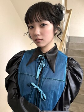 シキ(SIKI) 【yuu】黒髪でもかわいいツインアレンジ