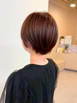 ショートカット/ナチュラルブラウン/透明感カラー