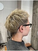 ショートレイヤーアップバングルーツカラー