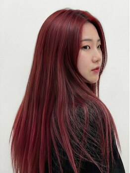 ジョイイチハチナナインユイル(JOY187 in YU1L)の写真/韓国ヘアを徹底再現!韓国本場のレイヤーカットで印象が変わるお顔周りは『JOY187』にお任せ!