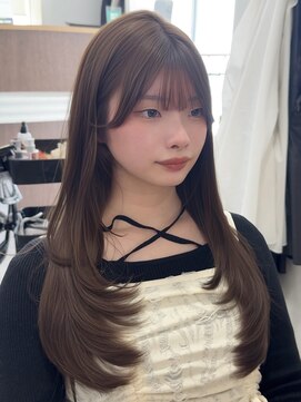 ビュー フクオカ(VIEW FUKUOKA) セミロング/顔周り/前髪/レイヤー/韓国風