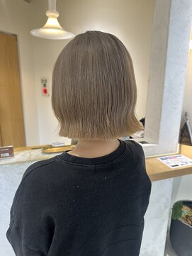 ニール シトロン 名古屋 伏見 丸の内(NEELU citron) 【NEELU_yuna】ホワイトベージュ