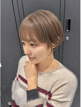 イルダバイグラッシー センター北(iluda by glassi) グレージュ×ショートボブ【伊左治】