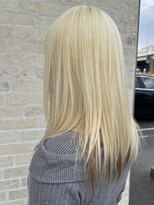 トップヘアーヒルズ 安城(TOP HAIR HILLS)&nbsp;安城透明感ホワイトブロンド抜きっぱなしストレートロング面長
