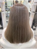 透明感と輝きを。美髪に導くヘアカラー