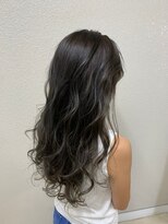 オアシス ガーデン 新越谷店(Oasis GaRDEN)&nbsp;バレイヤージュ　オン　シルバー♪