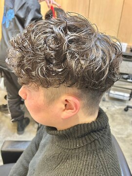 ニアウ 伊勢崎連取店(Niau) ツイストスパイラルパーマツイストパーマ波巻きスパイラルパーマ