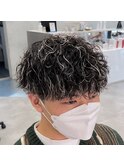 波巻きパーマ/マッシュ／ホワイトハイライト/ツーブロック