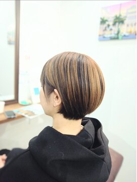 モアナ 逗子(MOANA) ショートボブでかわいいアンブレラカラー☆白髪ぼかしにも♪