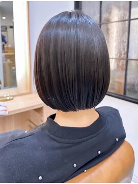 アテナ(ATENA) ぱつっと!顎ラインボブ!