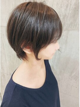 ロハスバイケンジ(LOHAS by KENJE) 20代30代オリーブカラーの大人ショートボブ/小田急相模原/座間