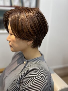 ビオトープアトラ(Bio-Top atora) マニッシュショート/耳かけショート/ベージュカラー