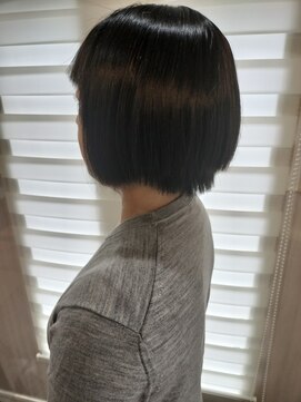 サク(SAKU) すっきりショートスタイル