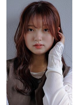 スリー スタンド(THREE STAND) 赤みブラウン×透け感ウェーブ