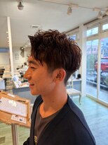 マンプスウタタ (Mumps utata)&nbsp;アッシュブラウンでアップバング