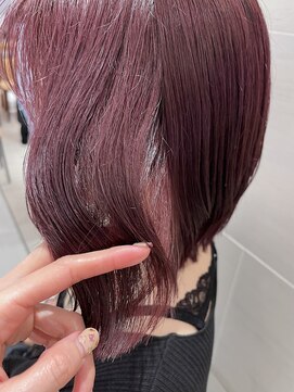 ピークアブー アヴェダ ギンザシックス(PEEK-A-BOO AVEDA GINZASIX) カシスカラーブリーチなしカラーピンクカラー春カラー艶髪◆