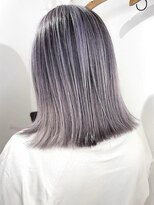 ブレイズヘアー(BLAZEhair)&nbsp;【長持ちデザイン】ホワイトバレイヤージュ×ブリーチ３回