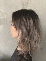 ノーブル 白金台店(Noble by PROGRESS) メタリックグレージュ