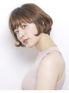 ピークアブー アヴェダ ギンザシックス(PEEK-A-BOO AVEDA GINZASIX) 癖毛を生かした丸みボブ