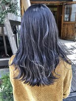 ティメレ 神戸三宮(Timere)&nbsp;シルバーアッシュ×ゆるウェーブロング【Timere神戸三宮】