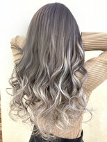 ラビス 浦和(Lovis)&nbsp;美髪/ネビージュ/大人かわいい/透明感ショート[浦和]