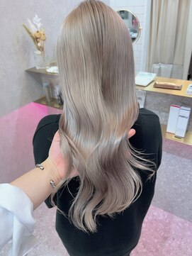 ロンド レア 天神大名店(Lond Le’a) ダブルカラーベージュカラーケアブリーチハイトーンカラー韓国