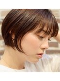 耳かけショート×前下がりボブ