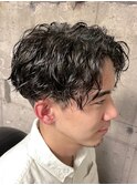 センターパートツイストスパイラルパーマ刈り上げツイストパーマ
