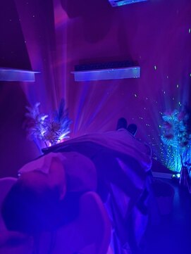 ホワイト ザ トータルビューティー(WHITE The Total Beauty) 頭浸浴