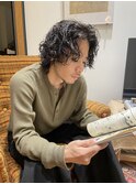 【YASU】グランジセンターパート/Instagram-@yasu_lough_