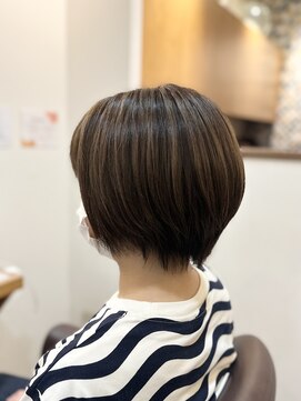 フリージア(freesia) ショート/ショートボブ/ヘッドスパ/艶髪/30代40代50代