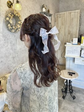 ディーヴァヘアーエズ(DIVA hair Eze) 【natsuki】ハーフアップ