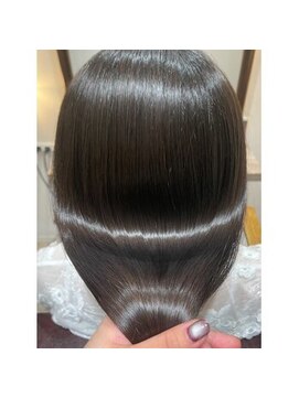 ミリ 千歳烏山(Mili CARE&SPA) ツヤ髪トリートメント