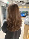 ロングヘアのハイレイヤー
