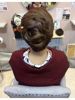 プーペ(pupe)&nbsp;夜会巻き