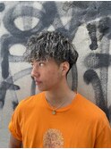 スキンフェードセンターパートメンズ ベリーショートパーマ