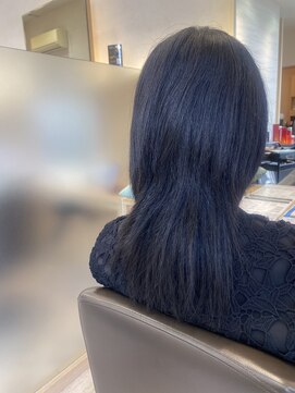 ウイバイファースト(u'i by first) 綺麗なワンレンボブスタイル