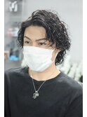 サーフカール×ブルーブラック×黒髪ミディアム/20代30代40代