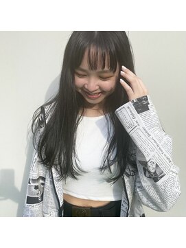 ランプ ヘアー(lamp hair) アッシュグレー/レイヤースタイル