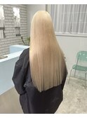 ブロンドヘアー