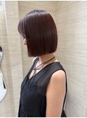 Zina熊本/レッドカラー/切りっぱなしボブ