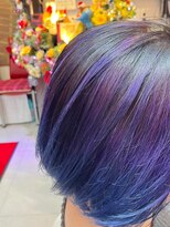 フェイスティ(feisty) ☆シャドウルーツ・グラデーションカラー