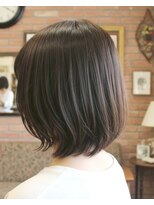 アズグロウヘアー(AS GROW HAIR)&nbsp;後ろ姿美人のレイヤーボブ・軽やかナチュラルボブレイヤー